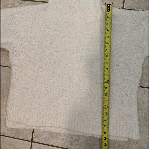 Ugg Sage Sweater PRICE IS FINAL - Picture 8 of 8